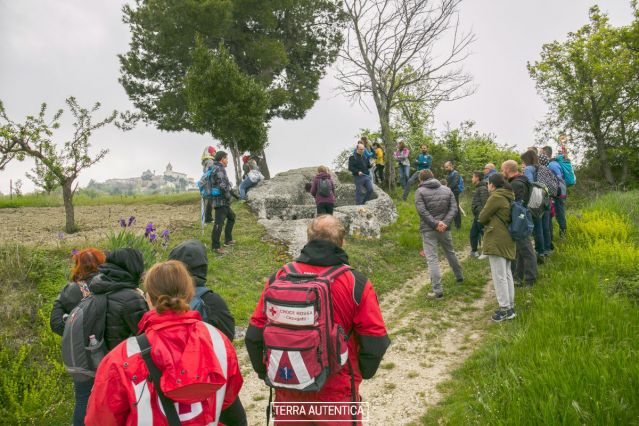 Tra meraviglie di pietra e tesori barocchi - Pietranico e Alanno - 22-04-2018 (40).jpg