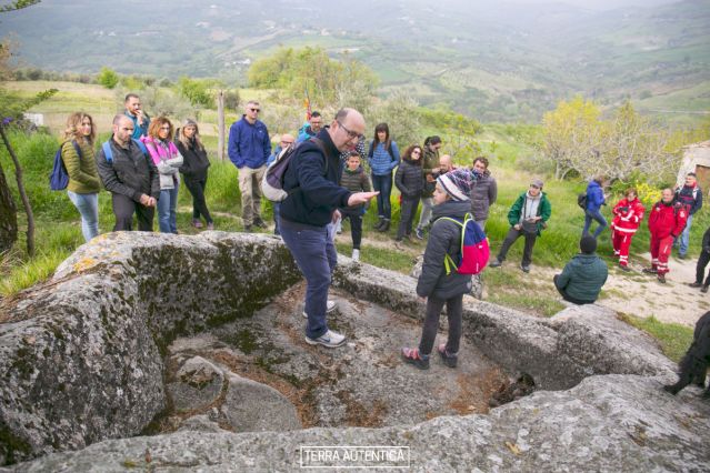 Tra meraviglie di pietra e tesori barocchi - Pietranico e Alanno - 22-04-2018 (2).jpg