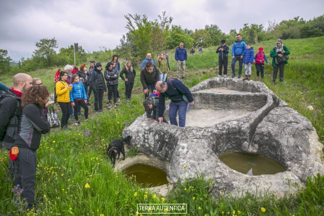 Tra meraviglie di pietra e tesori barocchi - Pietranico e Alanno - 22-04-2018 (7).jpg