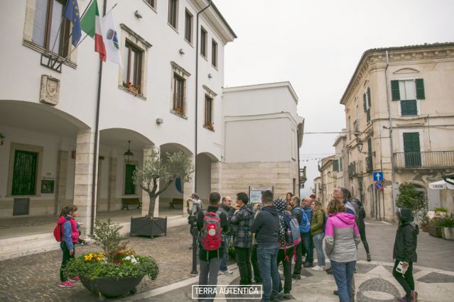 Tra meraviglie di pietra e tesori barocchi - Pietranico e Alanno - 22-04-2018 (30).jpg
